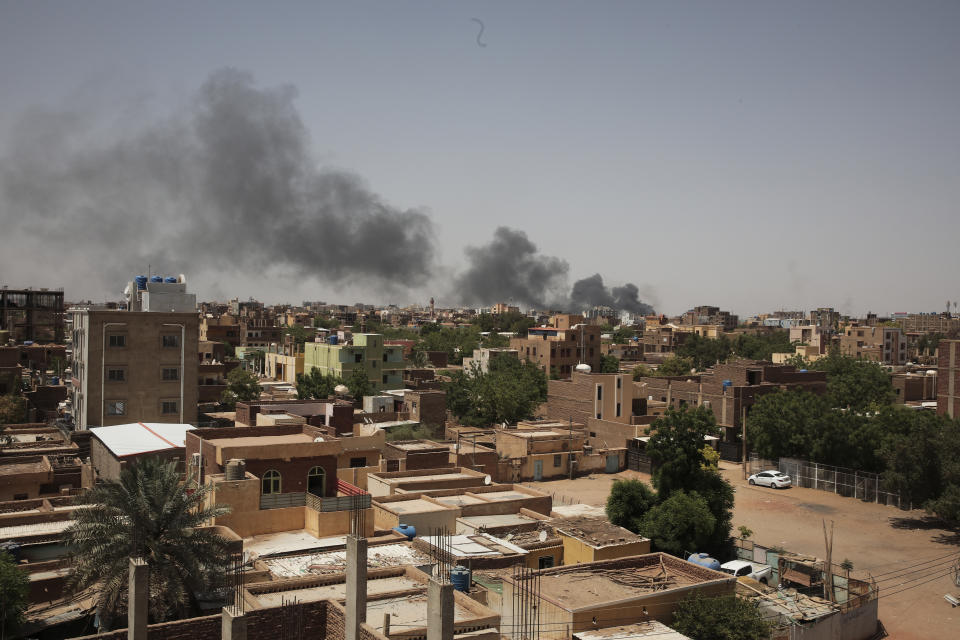 Smoke arises in Khartoum, Sudan, on Saturday, as the fighting in the capital between the Sudanese army and Rapid Support Forces resumed after an internationally brokered cease-fire failed. (Marwan Ali / AP)
