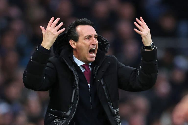 Unai Emery llegó a Aston Villa en 2022; ganó ocho partidos y perdió seis de los 15 que jugó