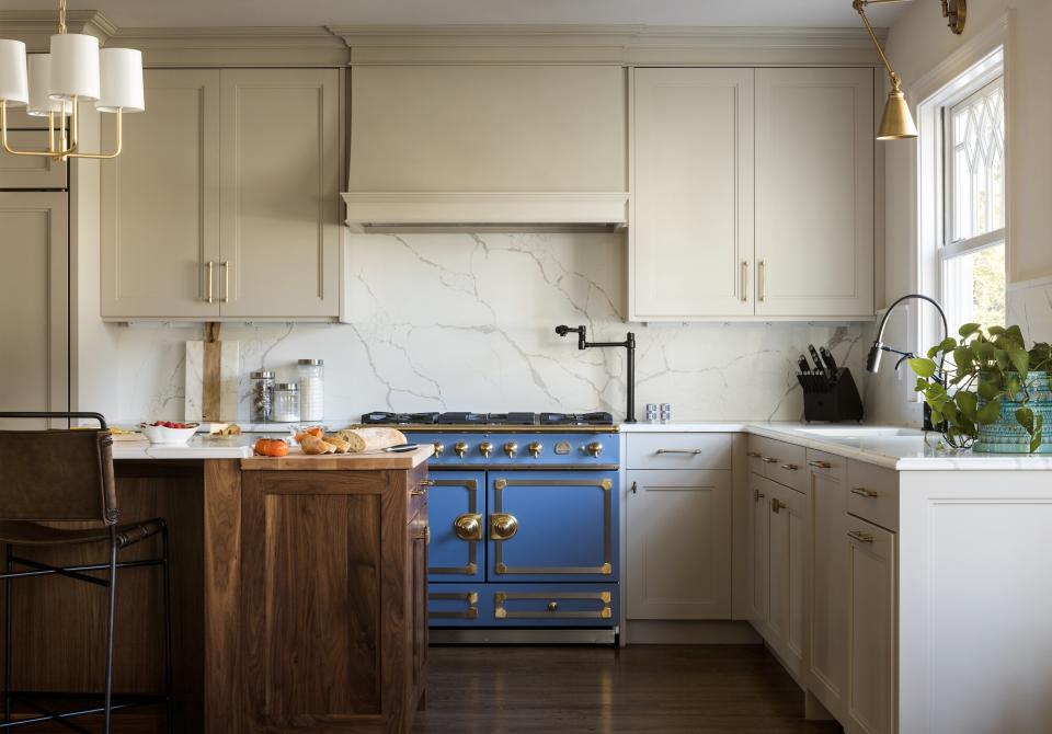 Inset Transitional Shaker Style Cabinet Doors, beige in kitchen