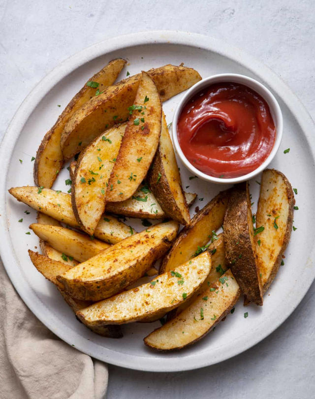 Grilled Baked Potatoes - FeelGoodFoodie