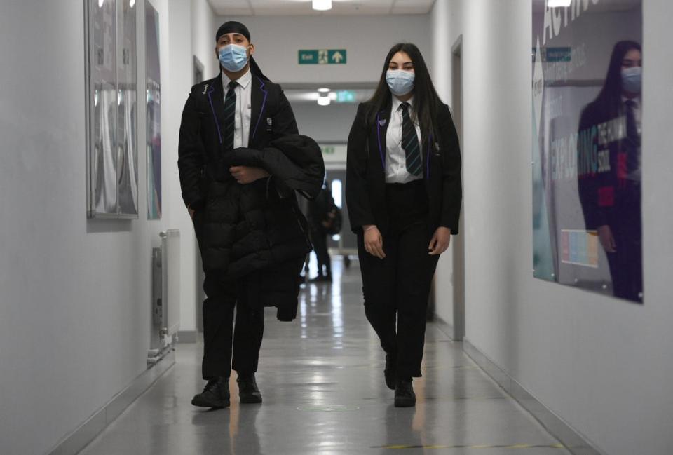 Face masks should be worn in communal areas in schools and colleges under new guidance (Kirsty O’Connor/PA) (PA Archive)