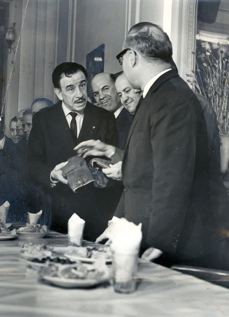 Imagen del 29 de julio de 1965; Pedro Quartucci en la Casa del Boxeador