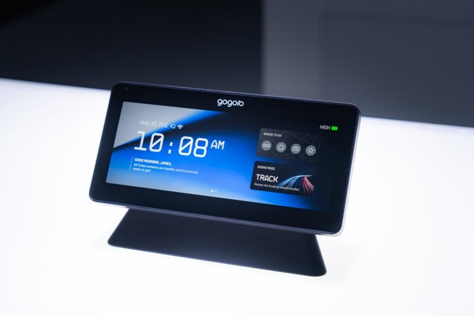 iQ Touch HD 數位儀表提供完整即時的車輛狀態數據，大幅提升騎乘便利、安全與樂趣。(圖片提供：Gogoro)