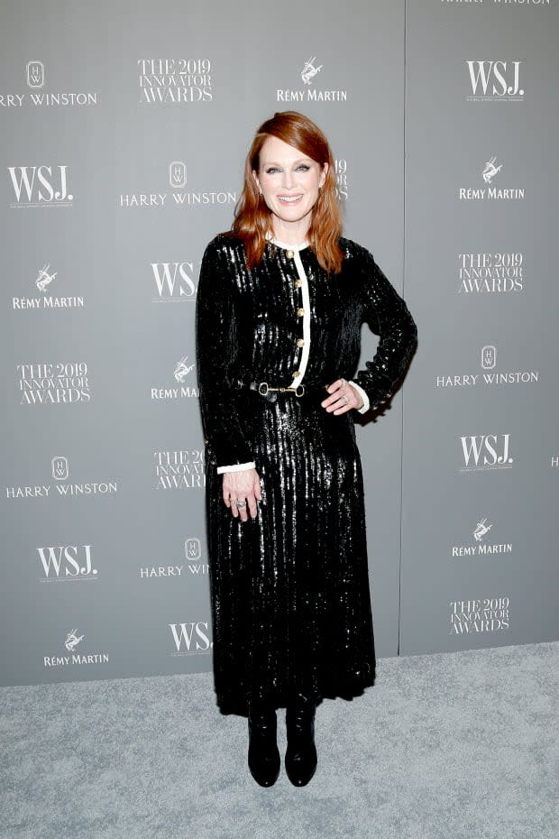 Julianne Moore in Celine by Hedi Slimane at the "WSJ. Magazine" 2019 Innovator Awards. Photo: Lars Niki/Getty Images for WSJ. Magazine Innovators Awards 