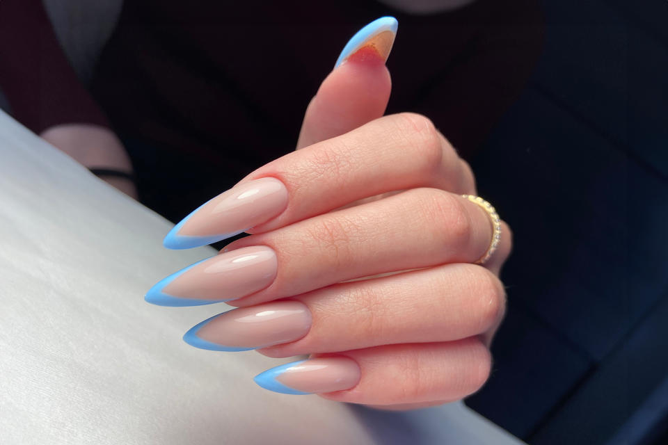 Nude Nails With a Graphic Pop Art Splash