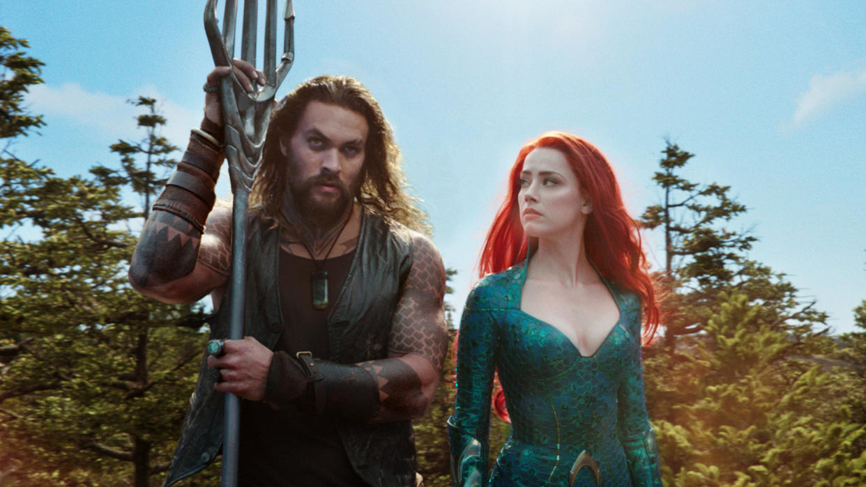  Aquaman (Jason Momoa) and Mera (Amber Heard). 