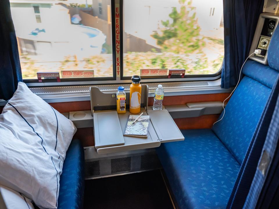 roomette seats on coast starlight amtrak