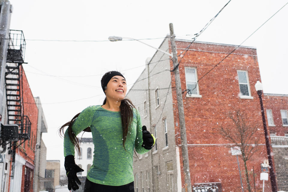 天冷代謝增加10%！冬天適合做哪些運動？保暖秘訣必學。（Getty Images）