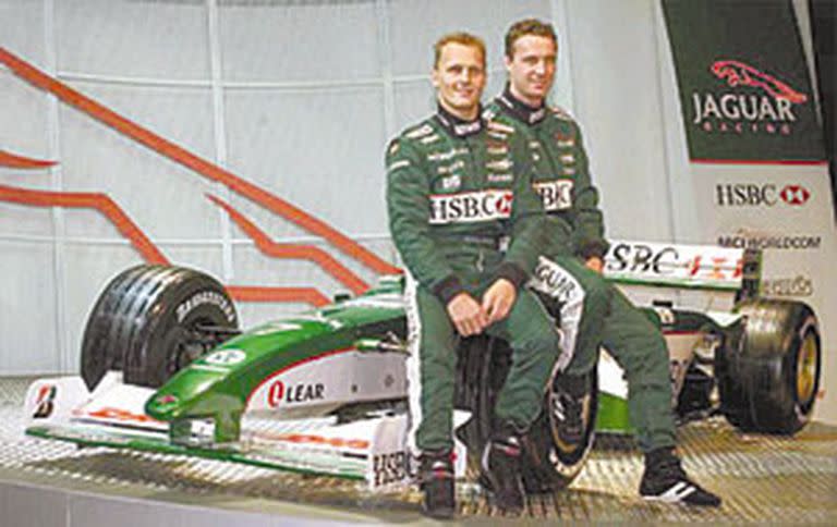 Herbert, Irvine y el nuevo modelo Jaguar R1