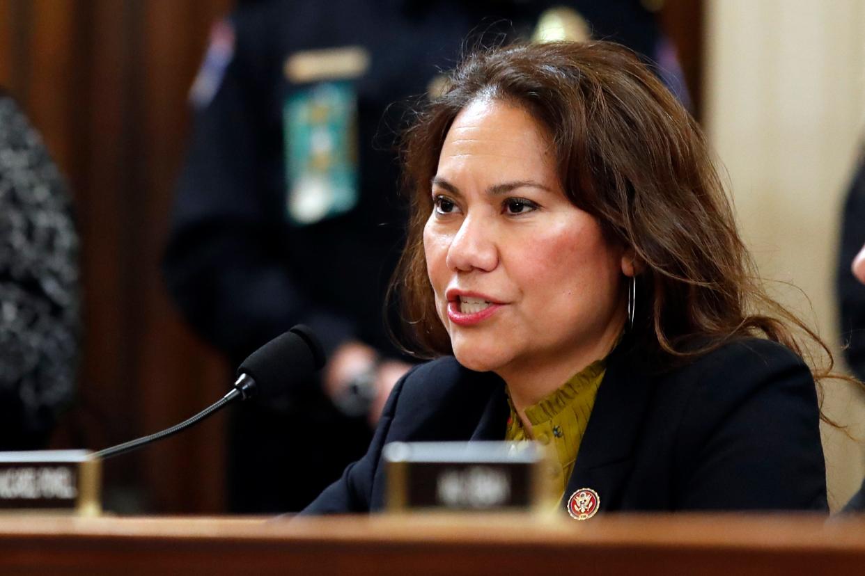 Veronica Escobar