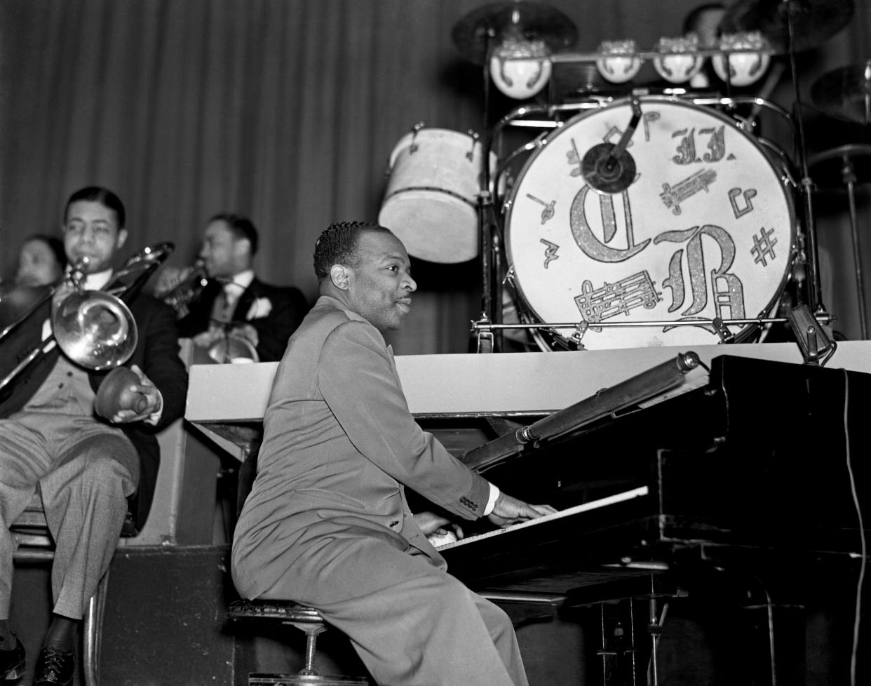 Count Basie and his orchestra has a one week engagement at the Apollo Theater, on 125th Street, New York, NY. Image dated: January 31, 1939, New York, NY. <span class="copyright">CBS Photo Archive / Getty Images</span>