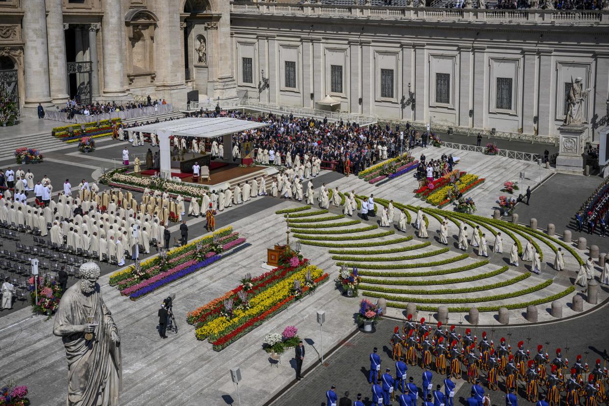 VATICAN CITY, VATICAN - APRIL 09: A general view shows the St. Peter's Square as Pope Francis presides over the Easter Mass, on April 9, 2023 in Vatican City, Vatican. Following the liturgy, the Holy Father gave the traditional 'Blessing Urbi et Orbi'- to the city of Rome, and to the world. (Photo by Antonio Masiello/Getty Images)