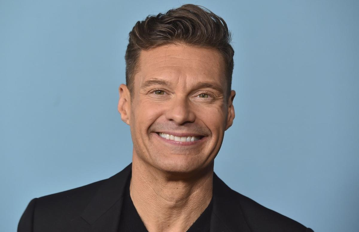 Ryan Seacrest debuts as new ‘Wheel of Fortune’ host