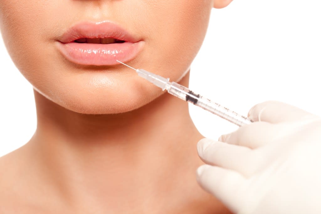 The CDC is expected to issue a warning regarding a recent number of illnesses related to counterfeit Botox. chesterF – stock.adobe.com