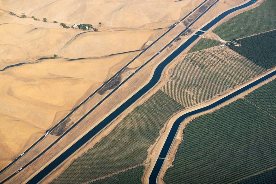 interstate 5, California Aqueduct and Mendota Canal in Patterson, Calif.