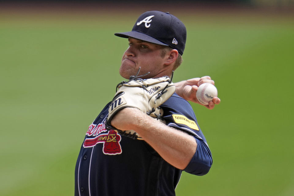 Atlanta Braves starting pitcher Bryce Elder delivers during the first inning of a baseball game against the Pittsburgh Pirates in Pittsburgh, Thursday, Aug. 10, 2023. (AP Photo/Gene J. Puskar)