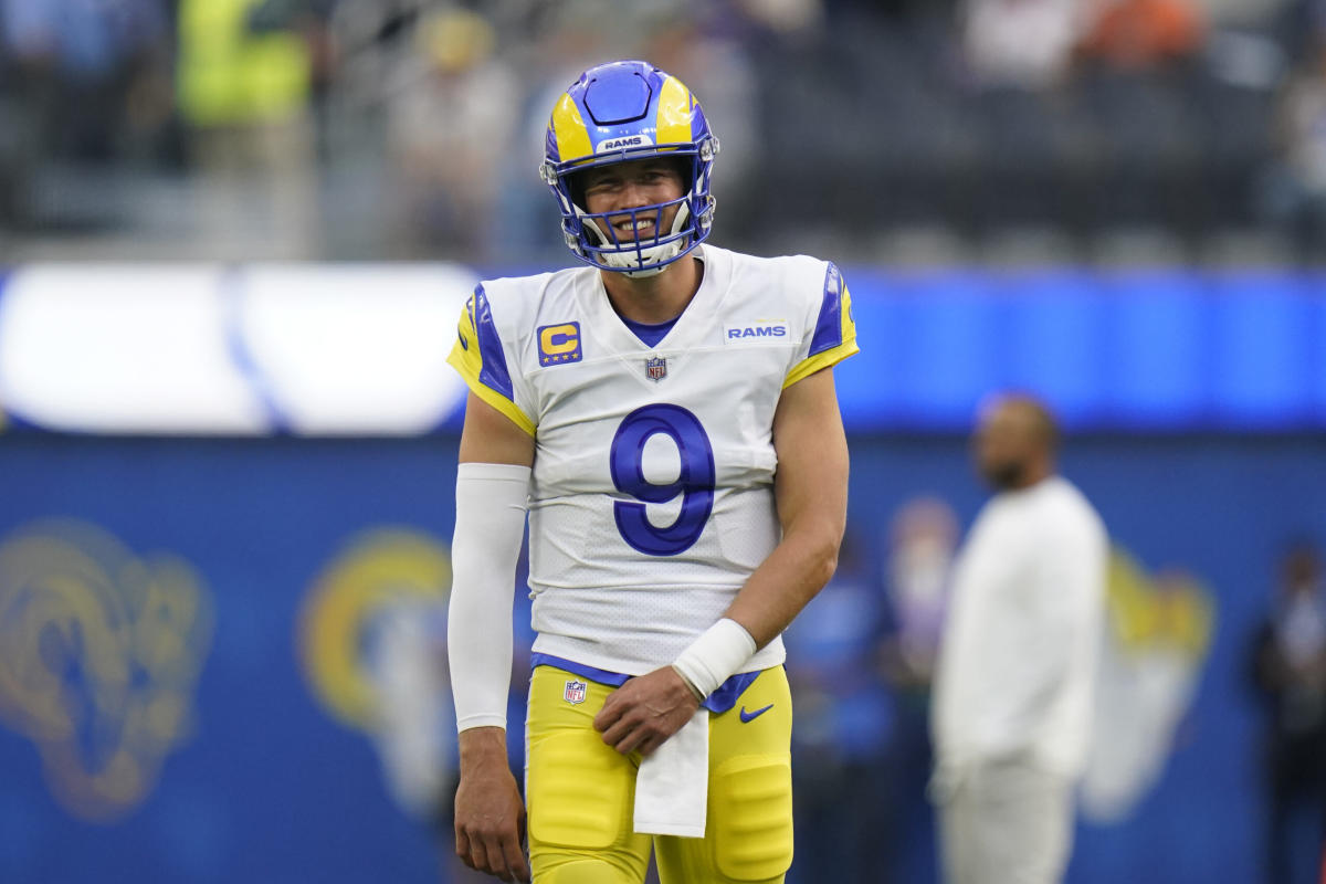 ESPN - Matthew Stafford has 9 Pass TD, tied with Kurt Warner (1999) for the  most ever by a Los Angeles Rams QB in their first three games of a season.  That