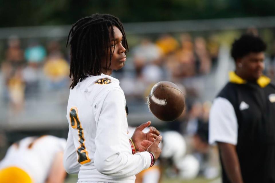 Woodford County sophomore Jasper Johnson, shown here at a Yellow Jackets football game, is one of the highest-ranked basketball recruits in the class of 2025.