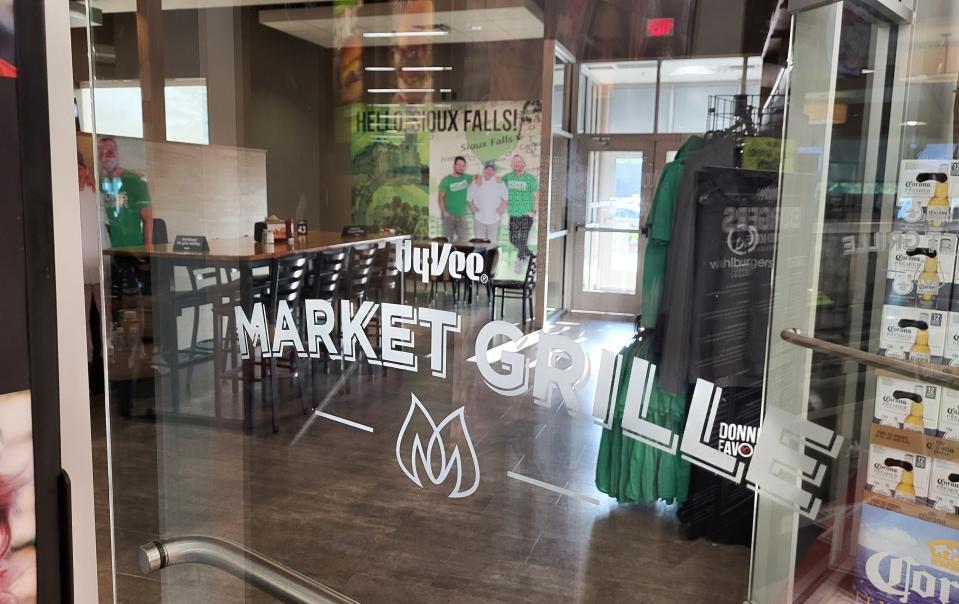 Wahlburgers will replace the Market Grille at Hy-Vee's Sycamore Avenue location on September 27.