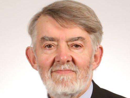 Paul Flynn death: One of Labour's longest serving MPs dies aged 84