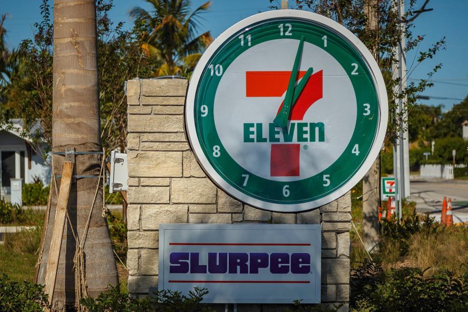 New 7-11 is nearing completion and an opening on Southern Boulevard in West Palm Beach, Fla., on Tuesday, November 30, 2021.