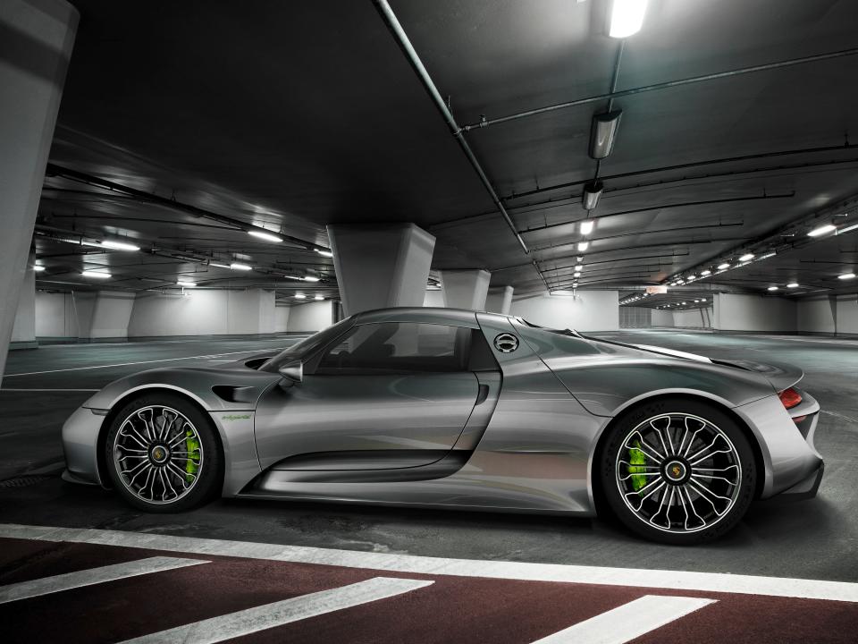 2015 Porsche 918 Spyder