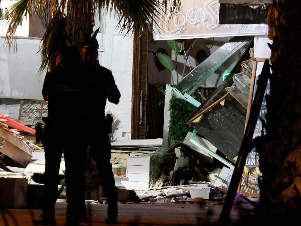 Emergency services at the scene of a building collapse at the ‘Medusa Beach Club’ restaurant at Palma Beach in Palma de Mallorca, Balearic Islands, Spain, 23 May 2024 (EPA)