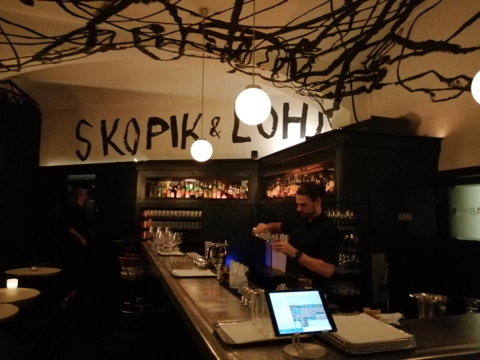Modern dining at Skopik and Lohn (Helen Coffey)