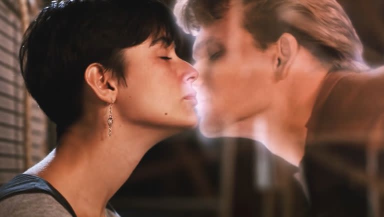 La escena de Ghost, la sombra del amor, con Demi Moore y Patrick Swayze, que quedó asociada para siempre con "“Unchained Melody”