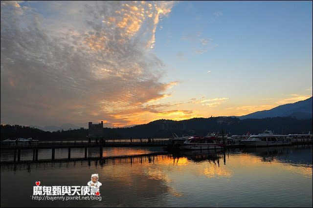 《南投景點美食》日月潭朝霧碼頭日出 埔里鹹油條 恆吉城早餐店蔥油餅加蛋