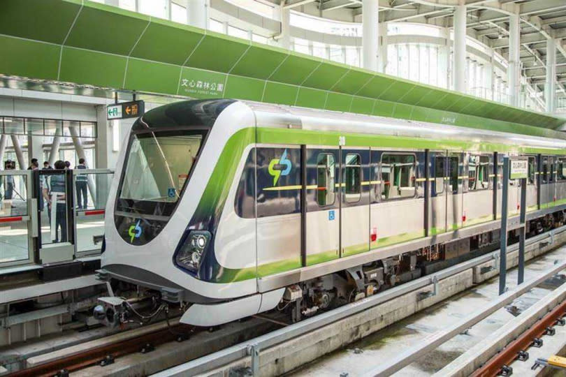台中捷運綠線花10年完工，以台灣大道為主軸的捷運藍線，如果作業順利，最快2033年捷運藍綠才可能完工。（圖／中國時報盧金足攝）
