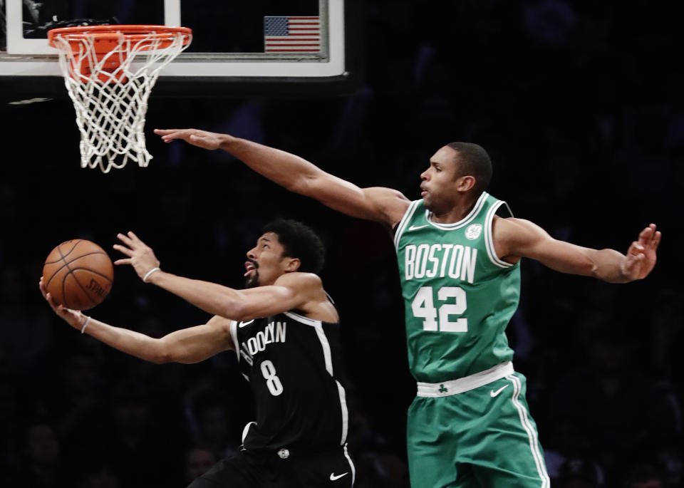 Spencer Dinwiddie highlights this week’s look at risers and fallers in fantasy hoops (AP Photo).