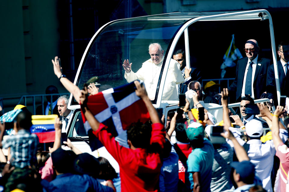 (FOTOS) El recibimiento que le han dado al Papa en Chile