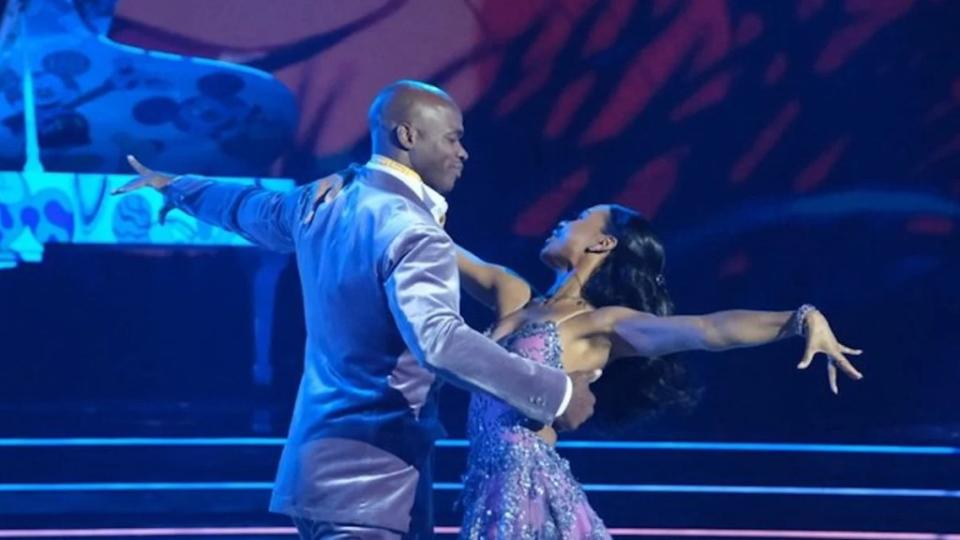 Adrian Peterson and Britt Stewart performed a Viennese Waltz to “Baby Mine” from “Dumbo.”