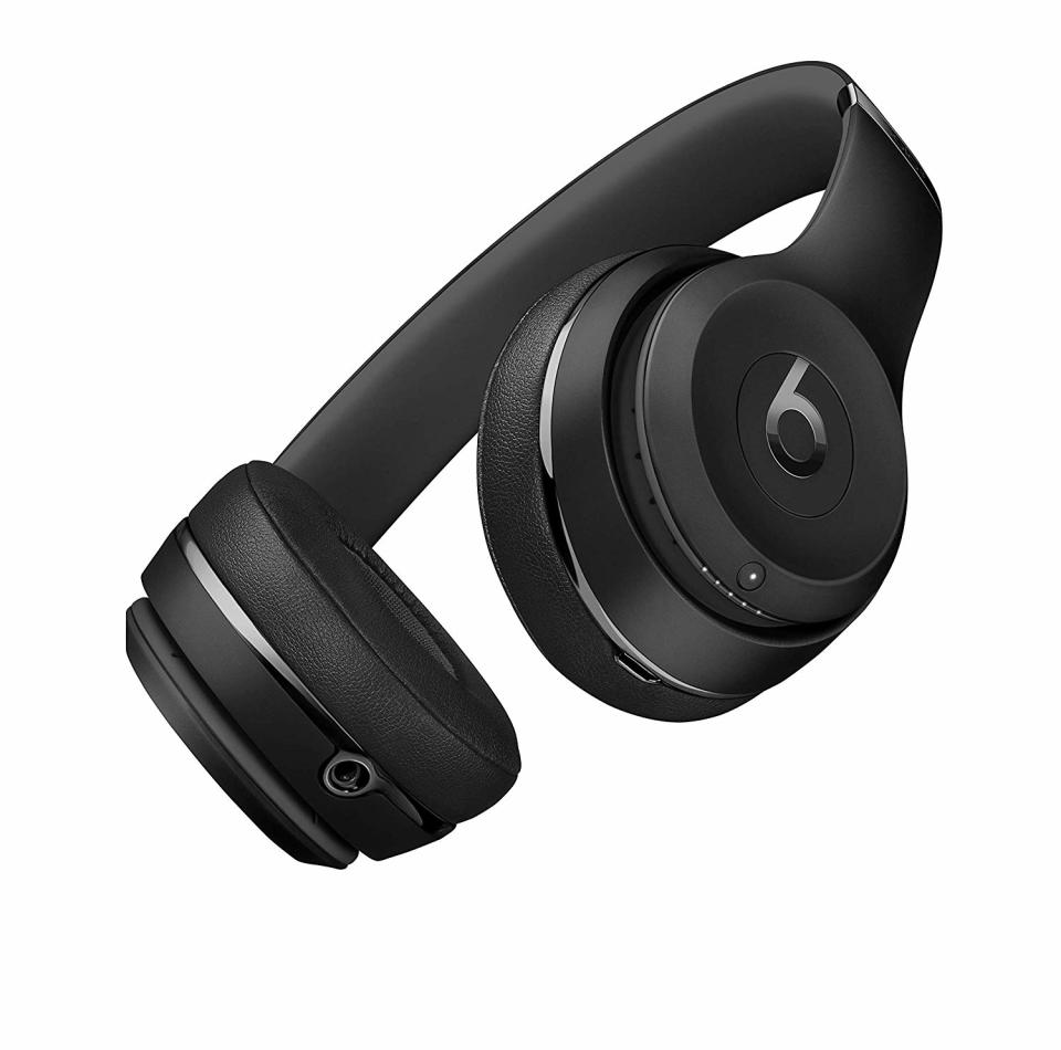 This is the lowest price we've ever seen for these headphones. (Photo: Amazon)
