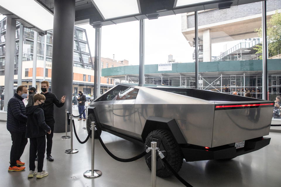 Tesla's Cybertruck is displayed at Manhattan's Meatpacking District in New York City, U.S., May 8, 2021. REUTERS/Jeenah Moon