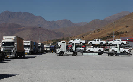 Trucks are seen at Haj Omran border between Iran and Kurdistan, Iraq October 14, 2017. REUTERS/Azad Lashkari