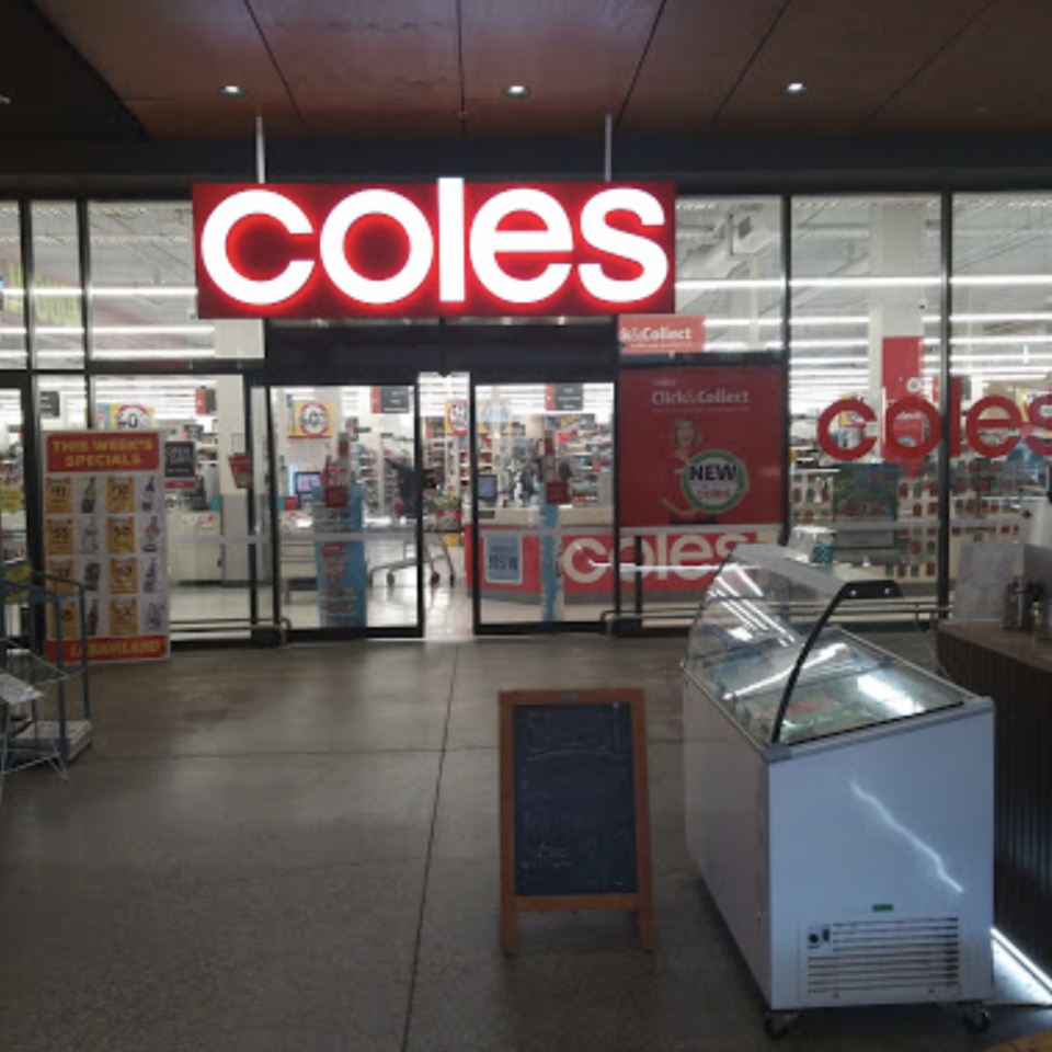 The front of a Coles store after shopper complains about its return policy.