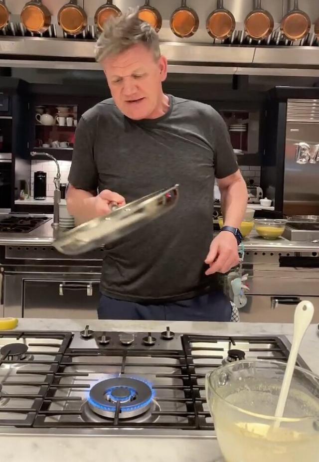 Gordon FLIPS OVER CHEF NOT USING A NON-STICK PAN