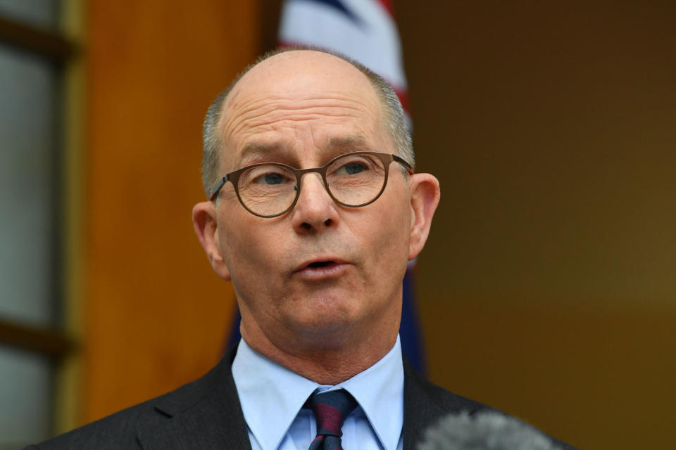 Australia's Chief Medical Officer Paul Kelly advised Health Minister Greg Hunt says Australians will die if they're forced to stay in India. Source: AAP