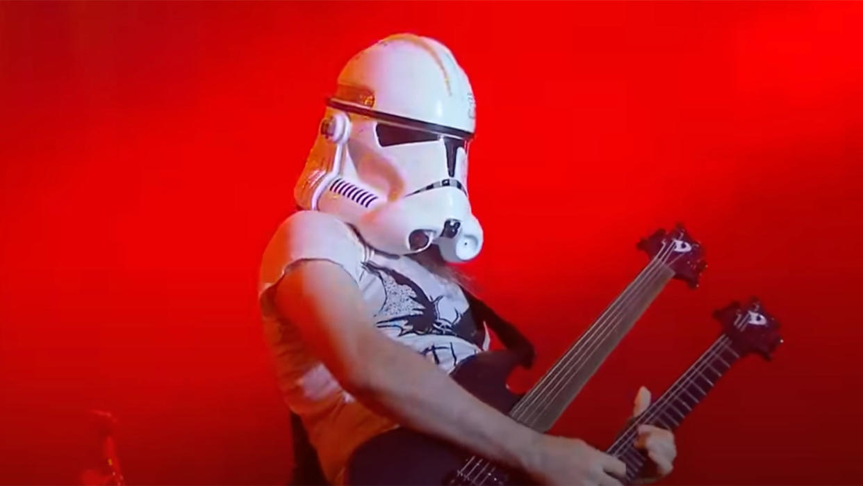  Ron Bumblefoot Thal performs in a stormtrooper mask. 