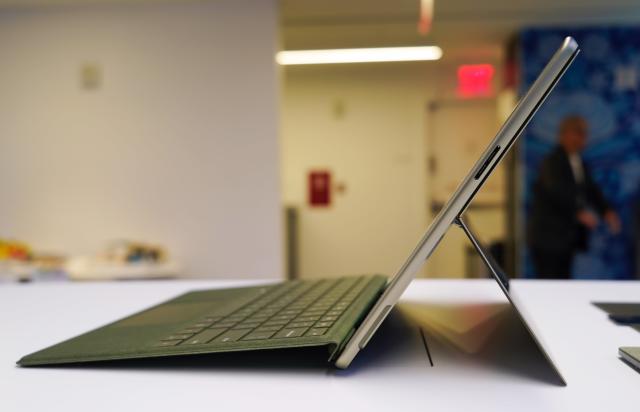 Hands On With Microsoft's Surface Pro 9: New Components Amp Up a