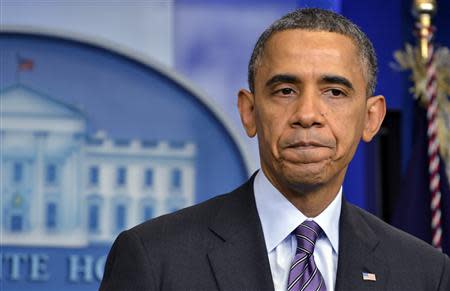 U.S. President Barack Obama makes remarks on the passing of former South African President and Nobel Peace Prize Laureate Nelson Mandela at the age of 95, at the White House in Washington, December 5, 2013. REUTERS/Mike Theiler