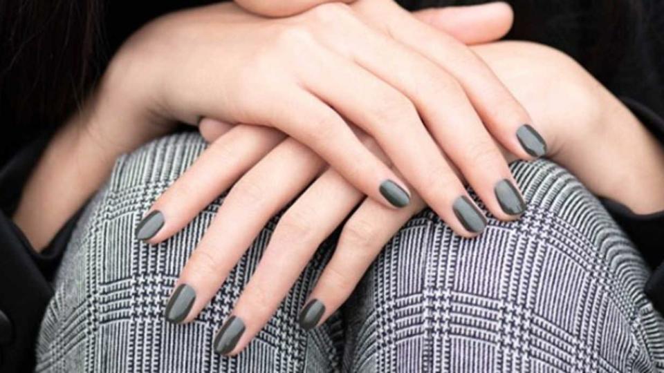 20 Winter Nail Colors To Revamp Your Manicure Come December