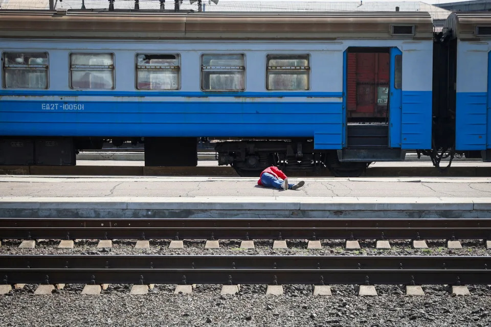 TOPSHOT-UKRAINE-RUSSIA-CONFLICT (Anatolii Stepanov / AFP via Getty Images)