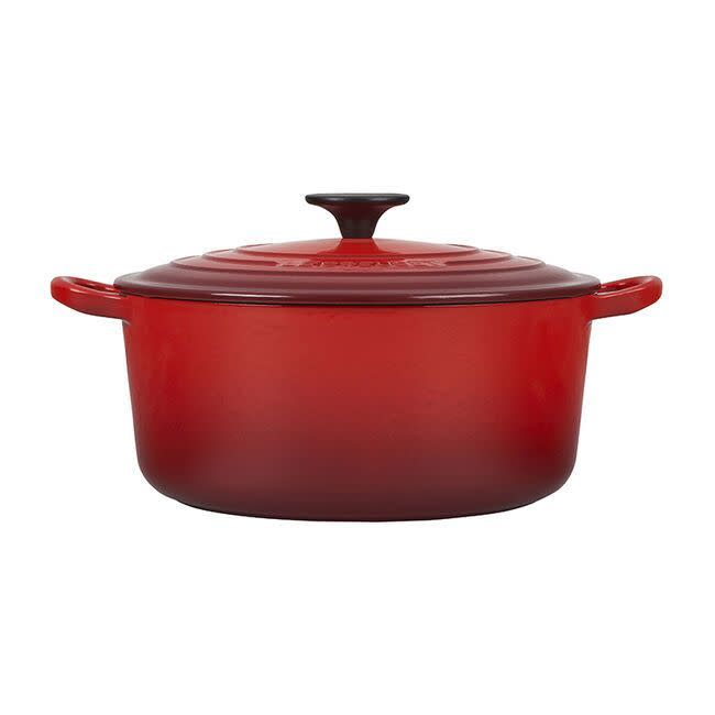 <p><a href="https://go.redirectingat.com?id=74968X1596630&url=https%3A%2F%2Fwww.lecreuset.com%2Ftraditional-round-dutch-oven-4-1-2-qt-flame-winter-savings-event%2F21001024090011.html&sref=https%3A%2F%2Fwww.elledecor.com%2Fshopping%2Fa46627138%2Fle-creuset-winter-sale-2024%2F" rel="nofollow noopener" target="_blank" data-ylk="slk:Shop Now;elm:context_link;itc:0;sec:content-canvas" class="link ">Shop Now</a></p><p>Traditional Round Dutch Oven </p><p>lecreuset.com</p><p>$273.00</p>