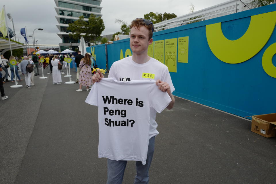 Melbourne based activists hand out 