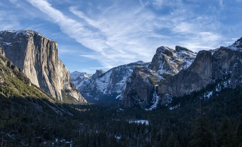 YOSEMITE NATIONAL PARK, CA - DECEMBER 20: Tunnel View in Yosemite National Park of El Capitan, Half Dome and Bridalveil Fall on Monday, Dec. 20, 2021 in Yosemite National Park, CA. (Francine Orr / Los Angeles Times)