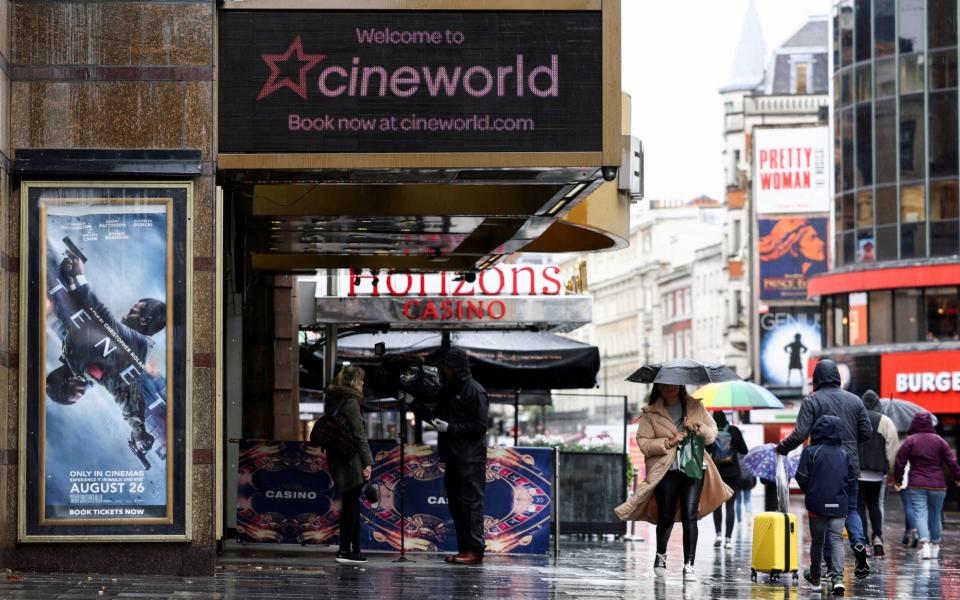 Cineworld bankruptcy US debt admissions cinema pandemic Covid - REUTERS/Henry Nicholls/File Photo