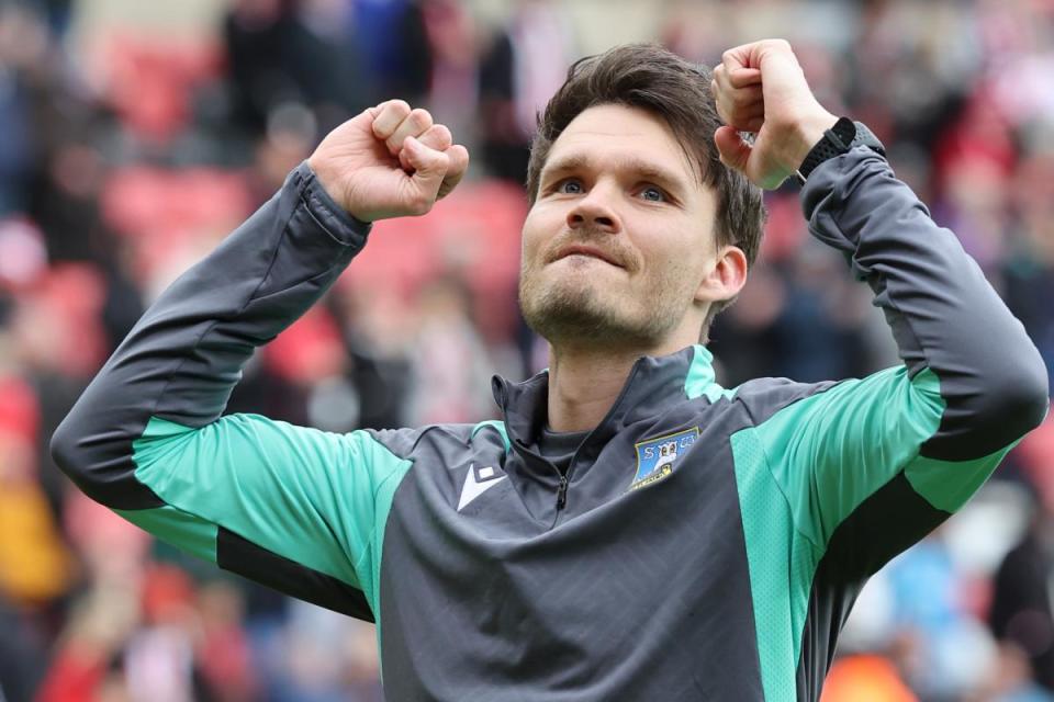 Danny Rohl celebrates Sheffield Wednesday's survival at the Stadium of Light <i>(Image: Ian Horrocks)</i>